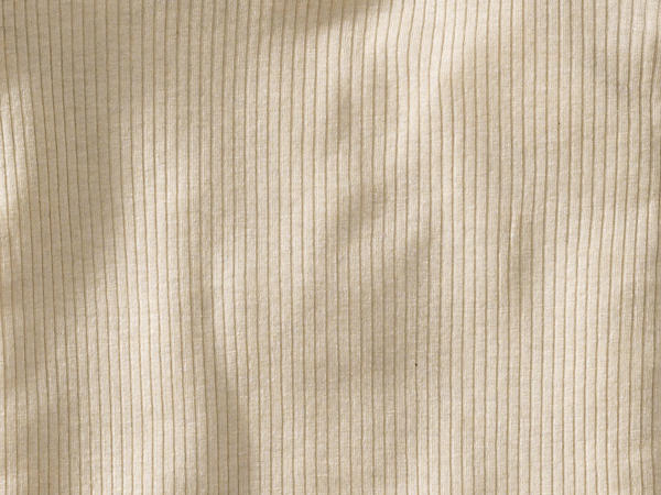 Shirt made of organic cotton with virgin wool