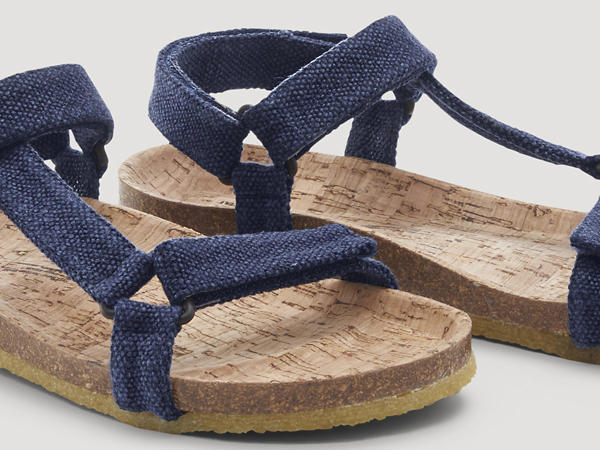 Trekking-style hemp sandal