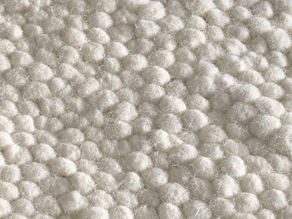 Web-Teppich aus reiner Deichschafwolle