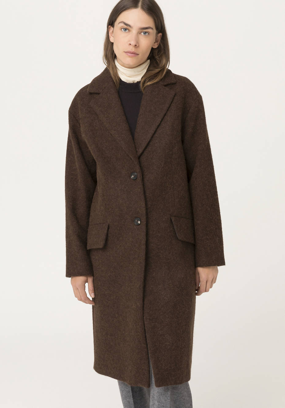 Alpaca coat with virgin wool