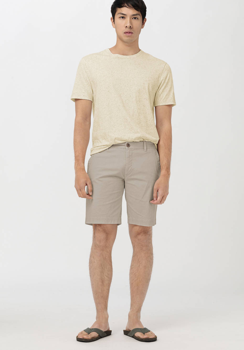 Chino shorts made from organic cotton with hemp
