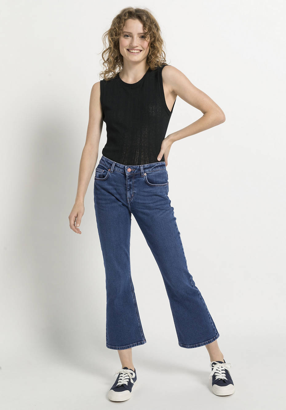 Flared jeans made from BetteRecycling organic denim