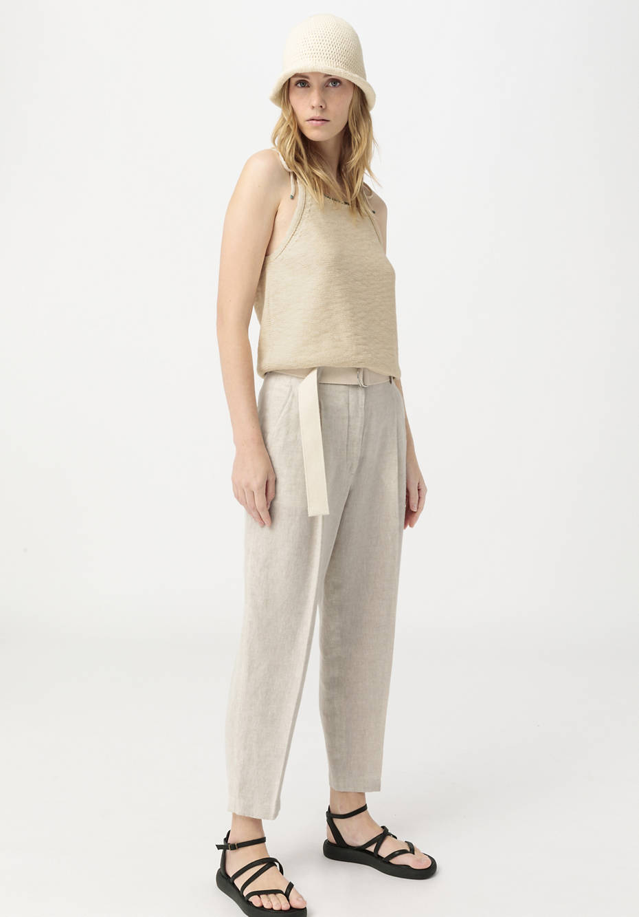 High-waist trousers made from pure organic linen