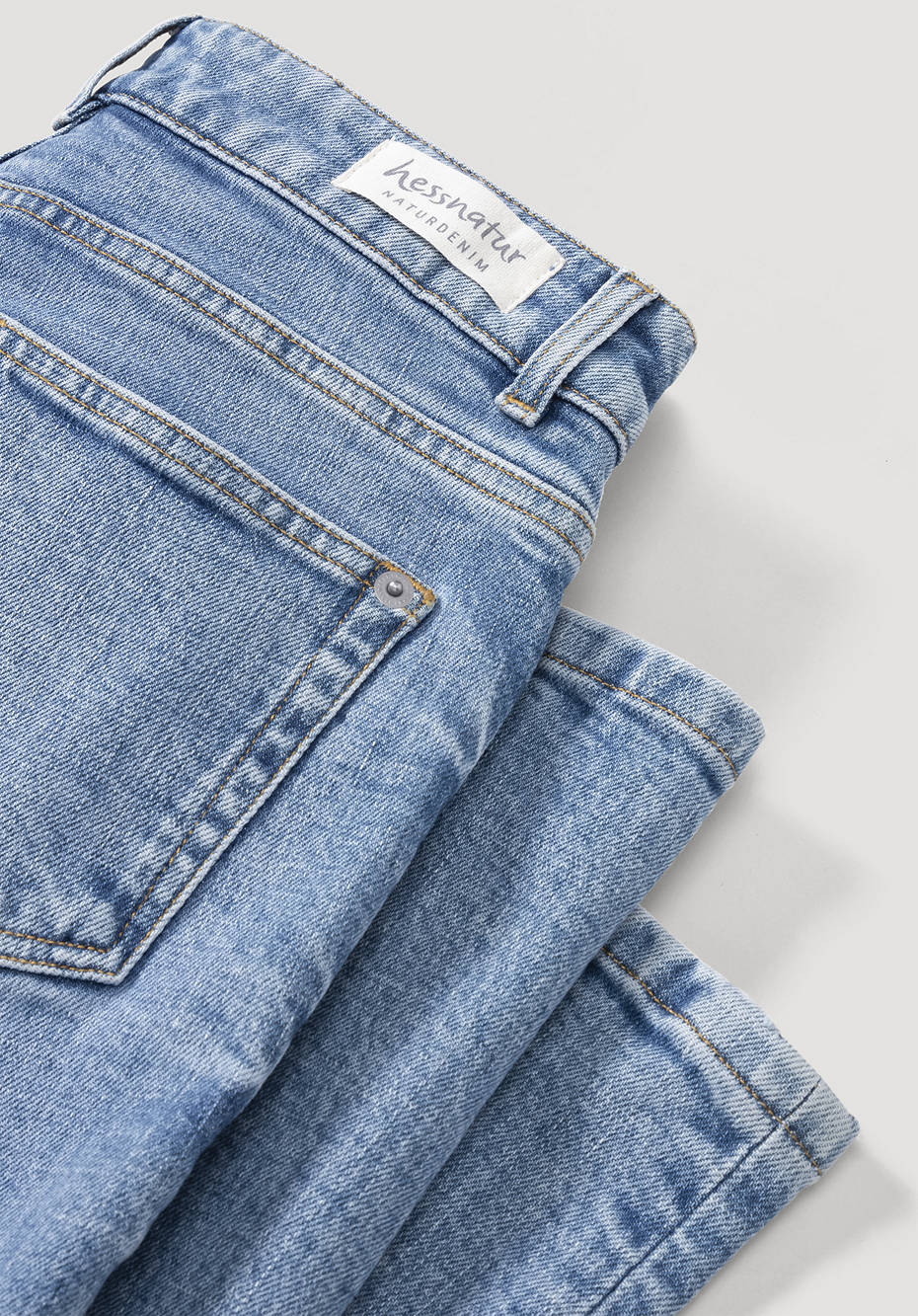Jeans High Rise Slim Fit aus Bio-Denim