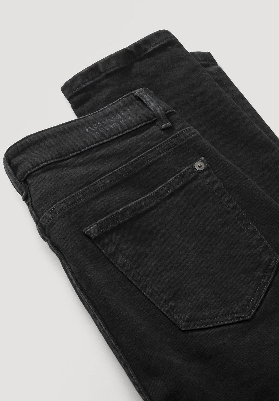 Jeans High Rise aus COREVA™ Bio-Denim