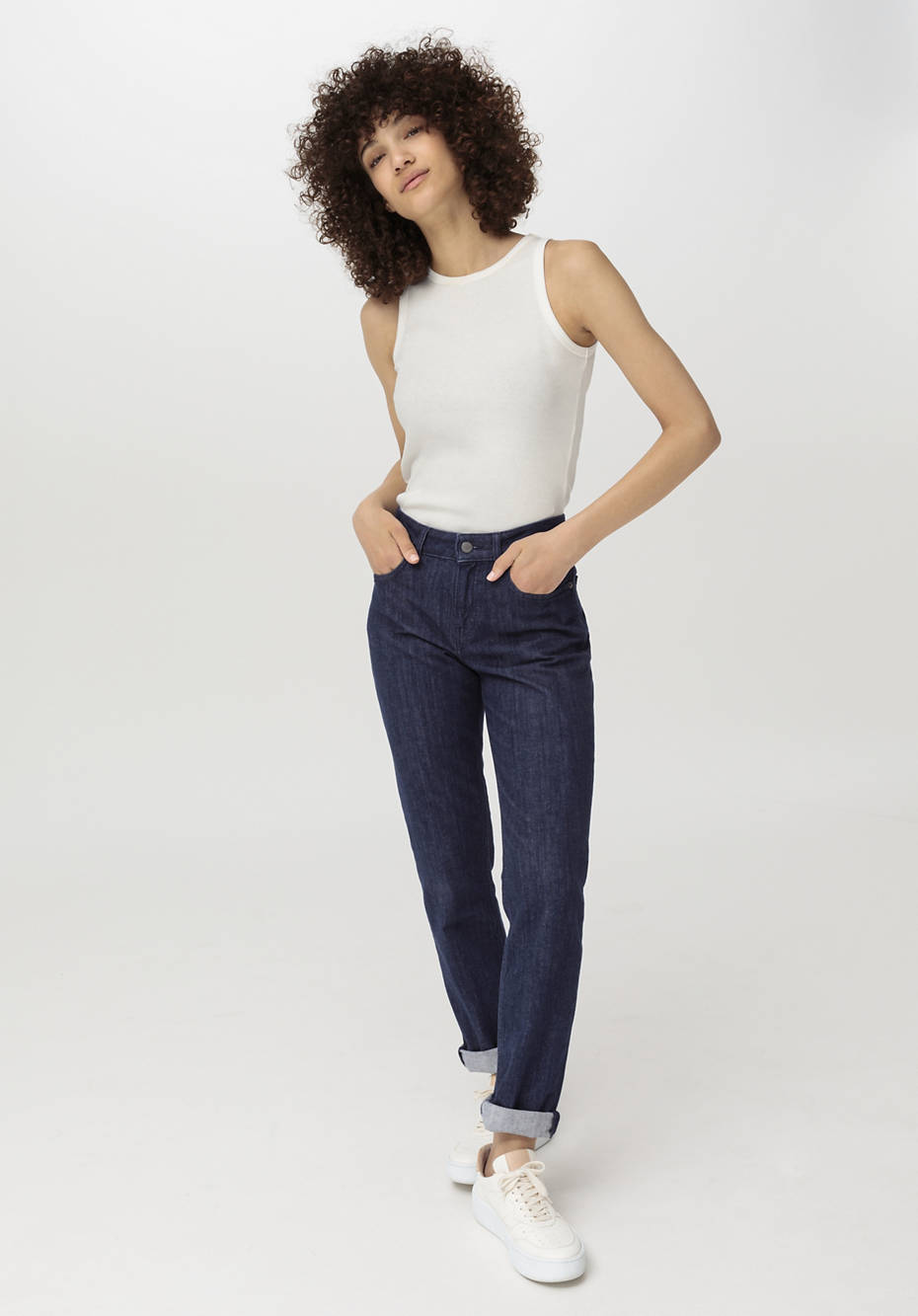 Jeans MARIE Mid Rise Straight aus Bio-Denim