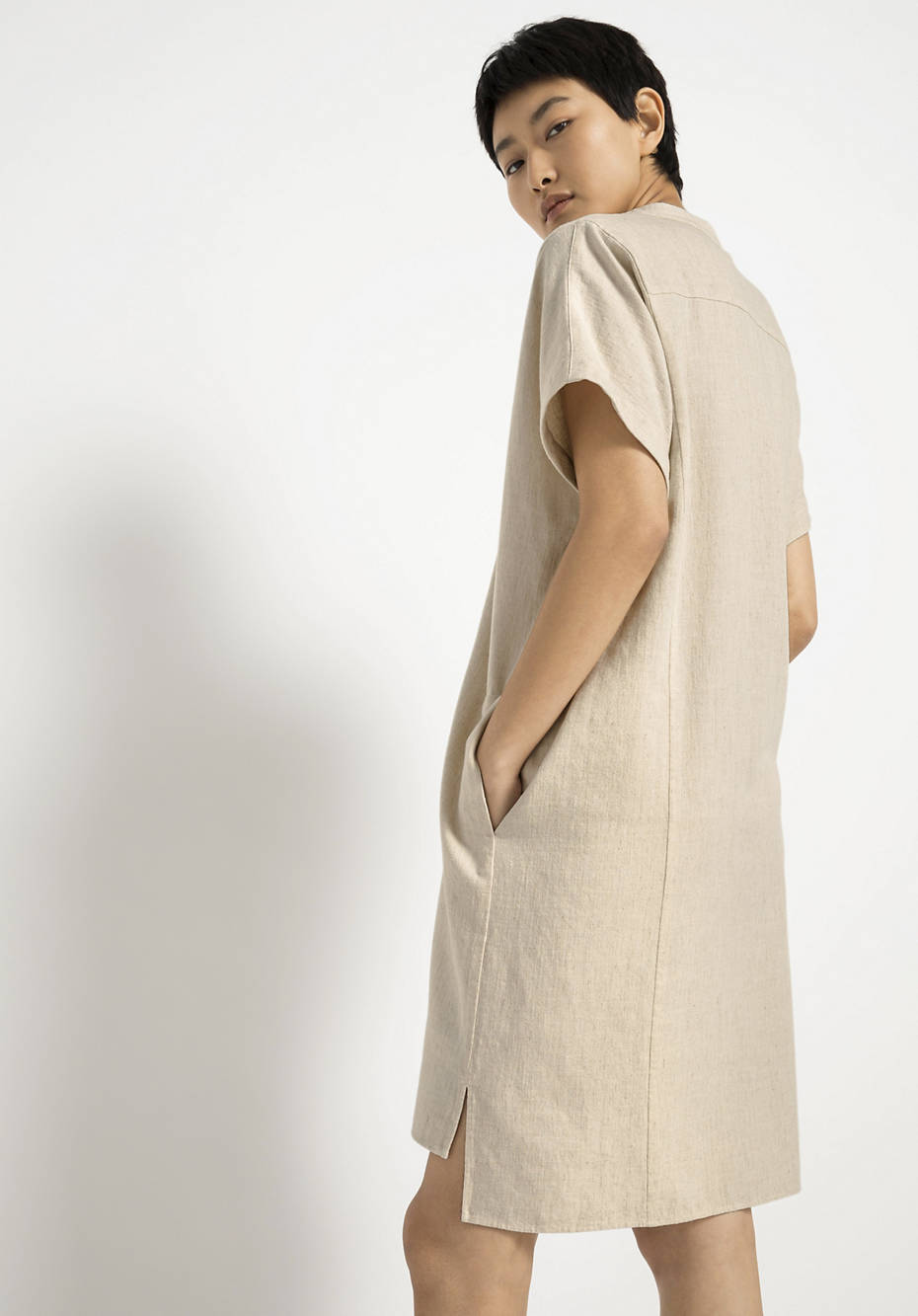 Kleid aus Bio-Baumwolle mit Leinen