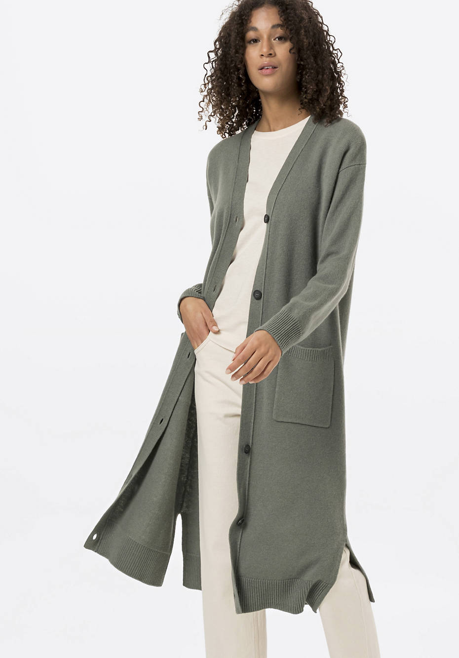 Knitted coat with cashmere