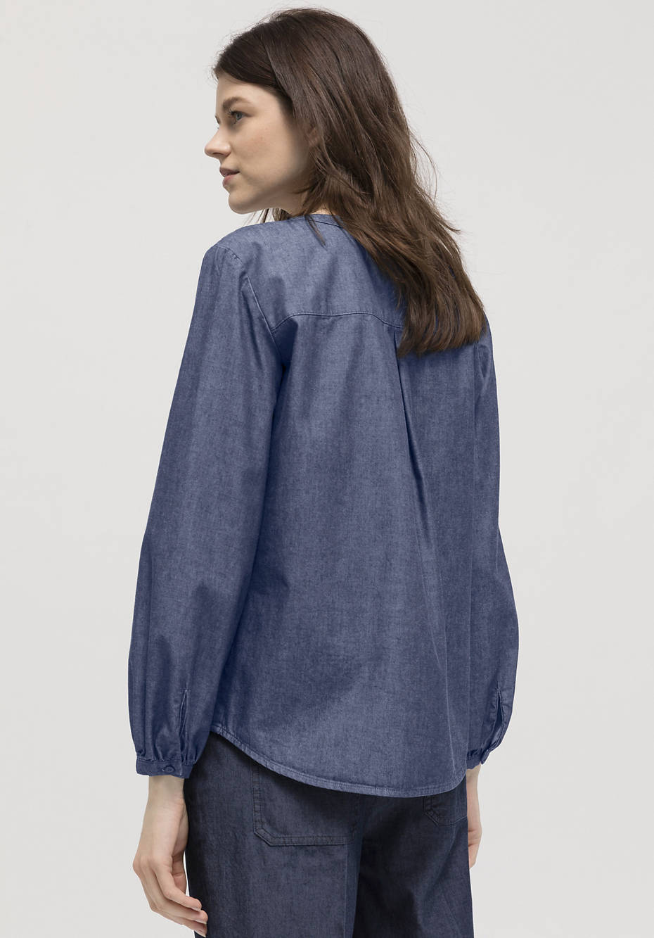 Light denim blouse made of pure organic cotton