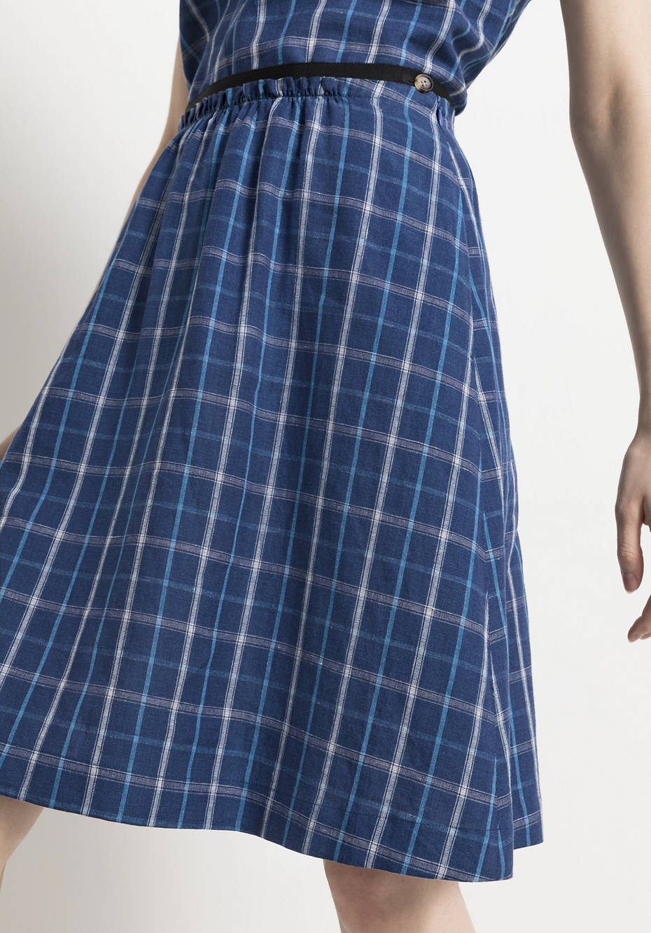 Linen midi skirt with organic cotton