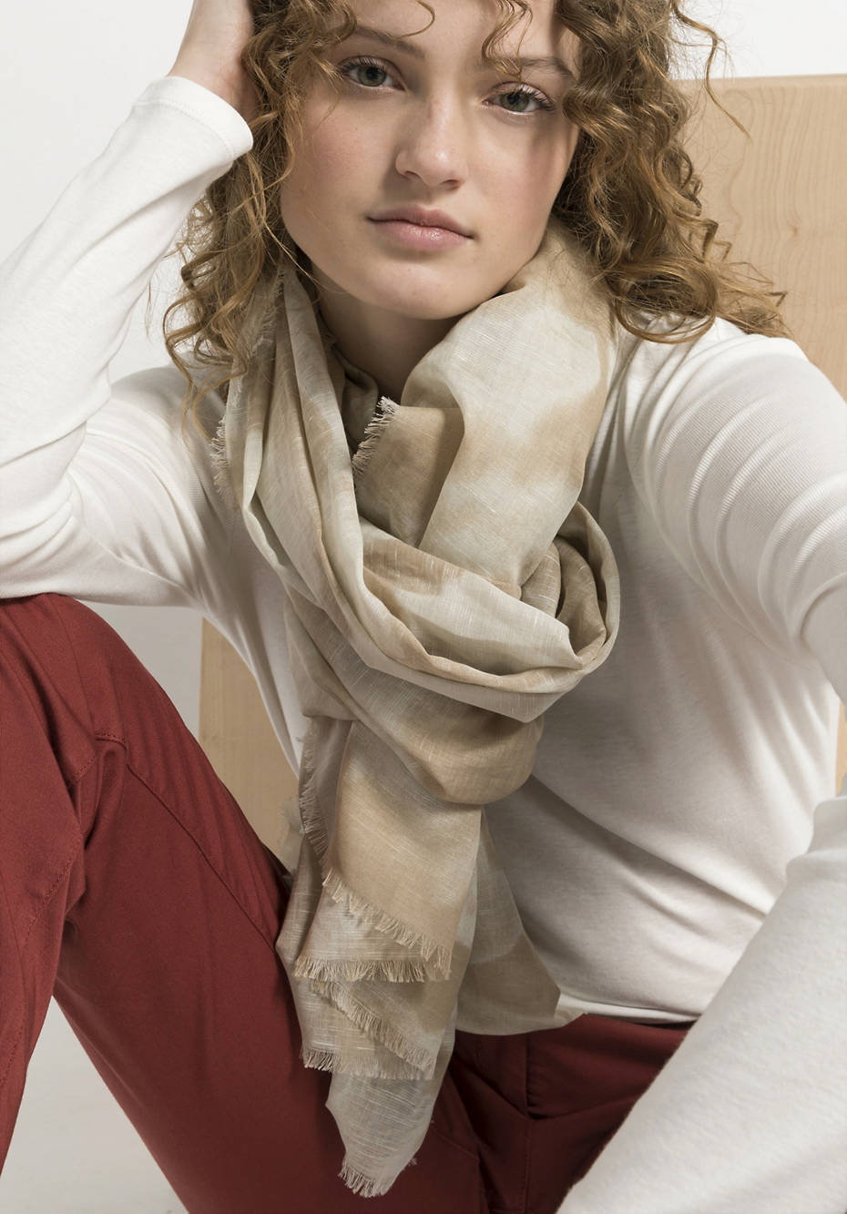 Organic cotton and linen scarf