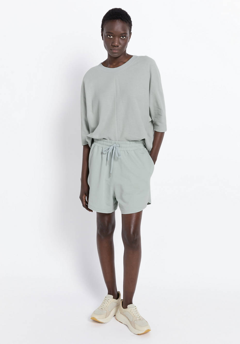 Organic cotton shorts with kapok