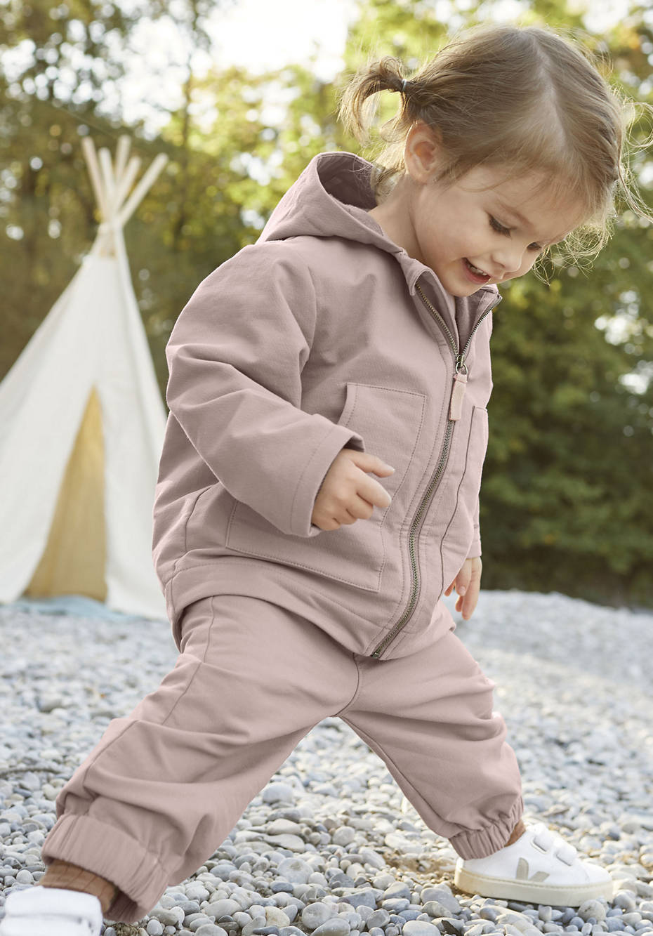 Relaxed softshell dungarees made of organic cotton