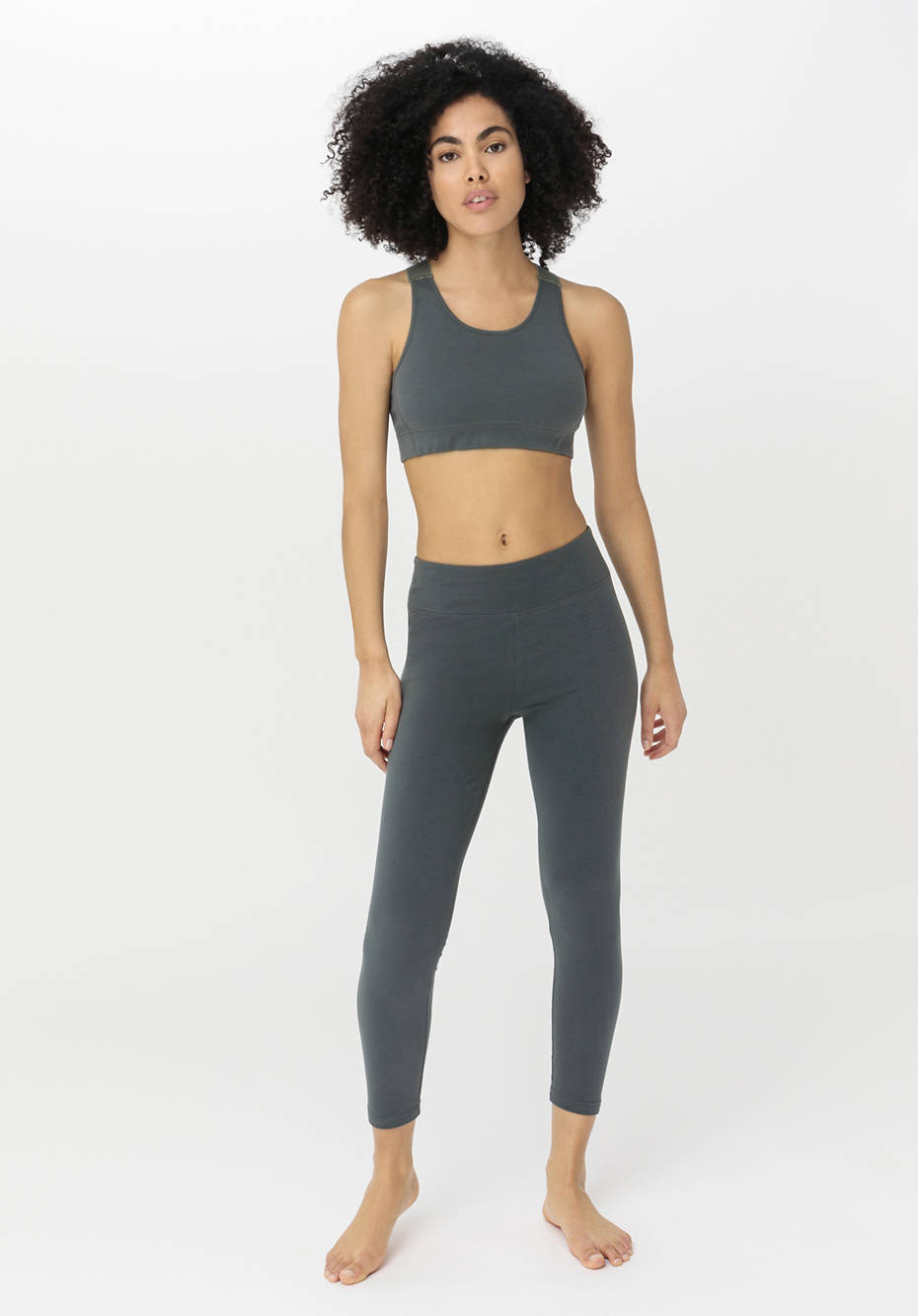 Fitted ACTIVE LIGHT sports top made of organic cotton 460628934