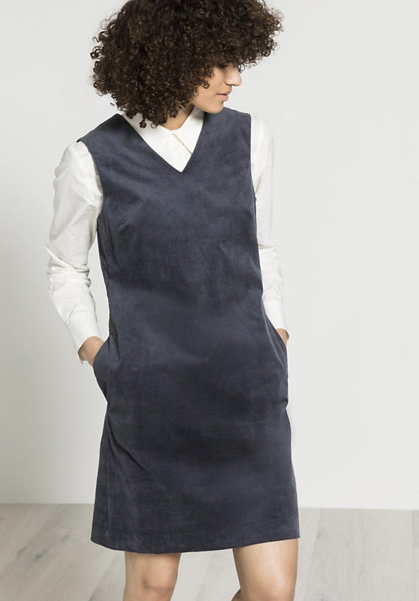 Velvet dress made of organic cotton with hemp
