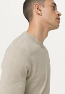 Fine-knit sweater made from organic cotton with linen