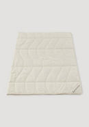 Light summer blanket made of organic cotton with nettle