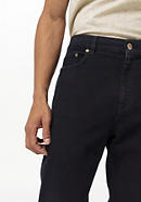 Mads relaxed tapered fit jeans in COREVA™ organic denim