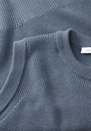 Sweater made from organic cotton and organic new wool