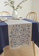 Table runner Aki made of pure linen