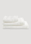 Waffle piqué towel made from pure organic cotton