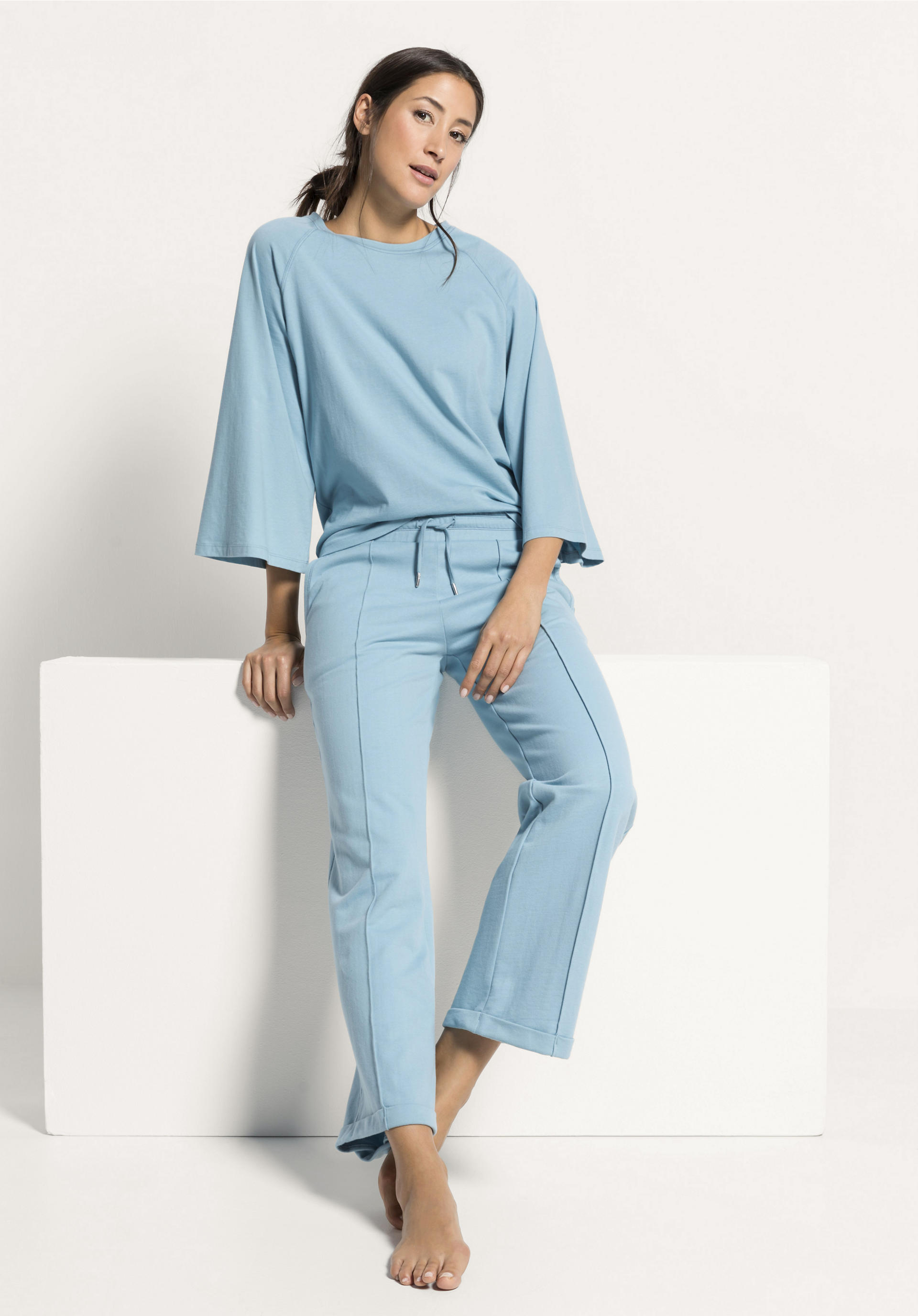 Loungewear für Damen - Kleidung natürlich gut! - hessnatur Deutschland