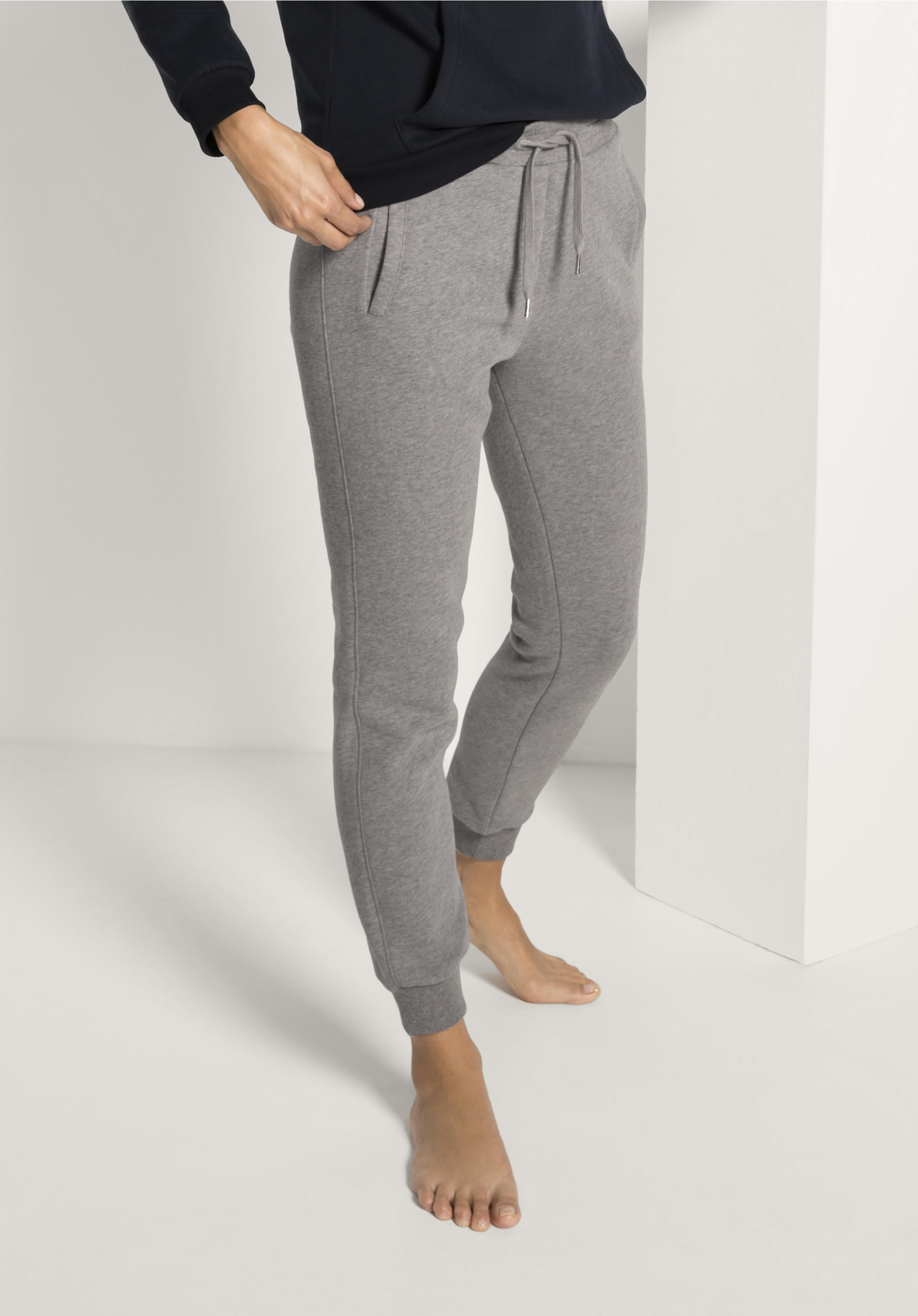 Loungewear Kleidung aus Baumwolle für Damen - hessnatur Schweiz