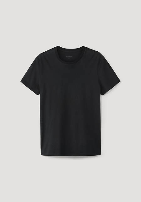 Basic single jersey shirt made from pure organic cotton