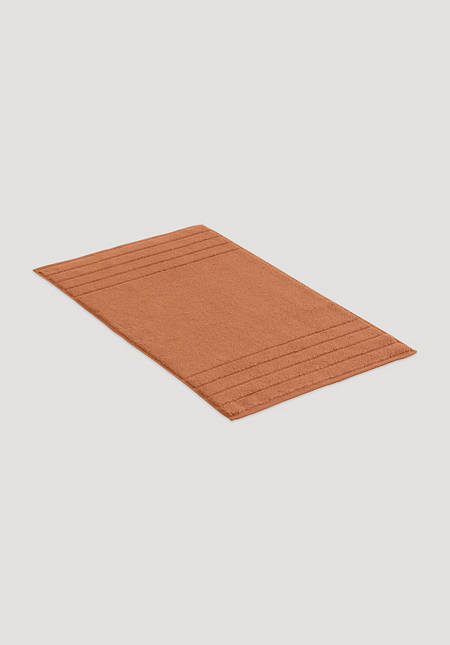 Bath mat made from pure organic cotton