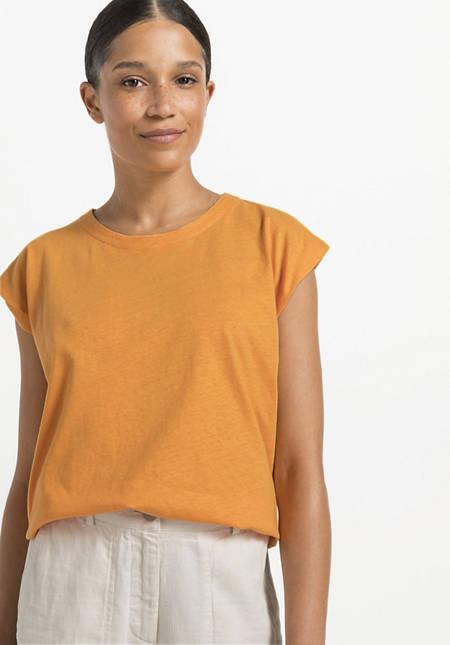 BetterRecycling short-sleeved shirt made from pure organic cotton