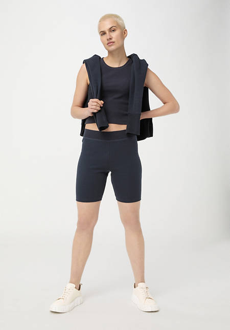 Biker Shorts BetterRecycling aus Bio-Baumwolle