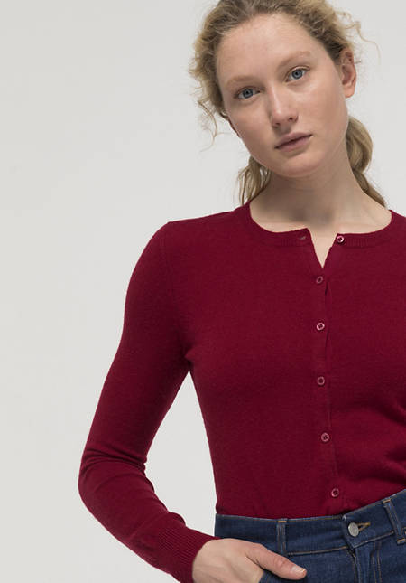 Cardigan made of virgin wool with cashmere