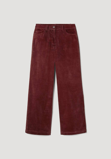 Cord pants made of organic cotton