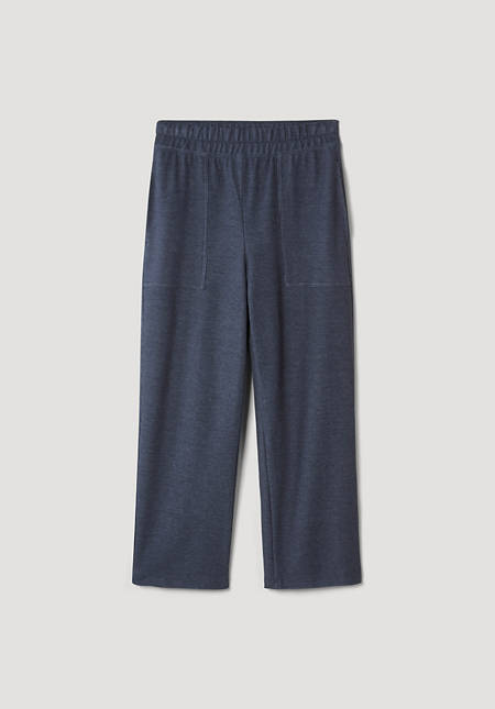 Cropped sweatpants made of pure organic cotton