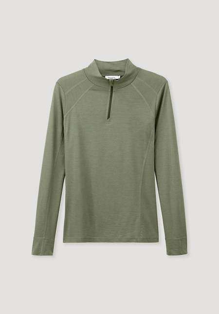 Functional shirt made of organic merino wool with silk