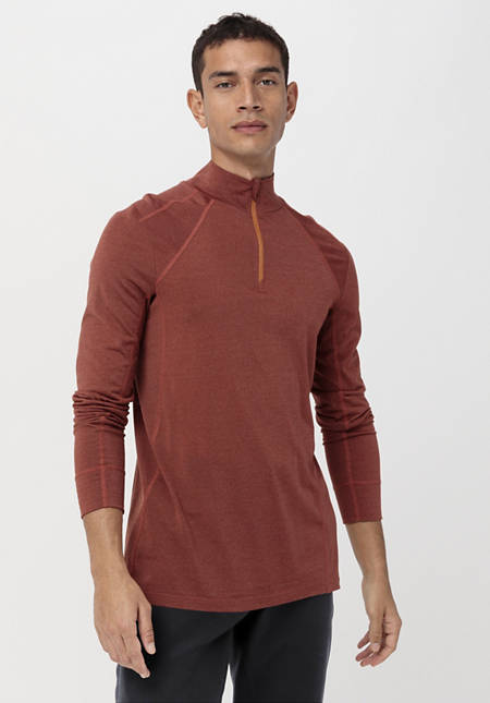 Functional shirt made of organic merino wool with silk