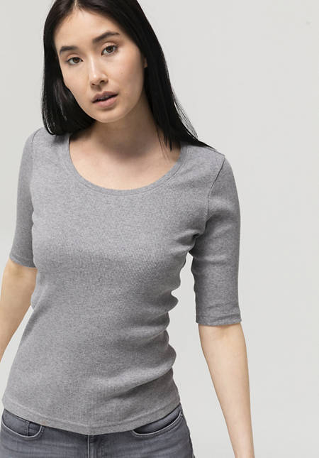 Half-sleeved shirt made of pure organic cotton
