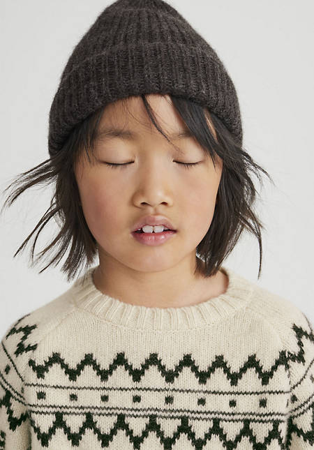 Hat made from organic merino wool with alpaca