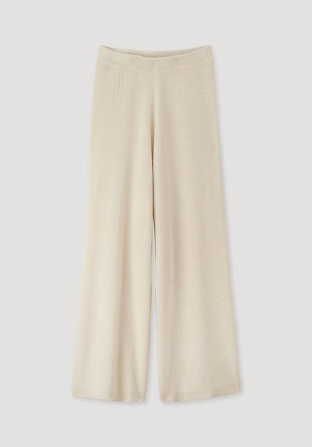 Knit trousers made from organic cotton and organic new wool