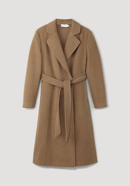 Limited by Nature coat made from pure camel hair