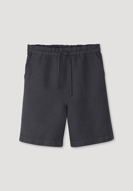 Linen shorts with organic cotton