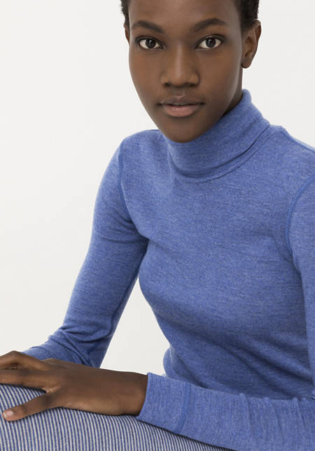 Long-sleeved shirt with a turtleneck pureMIX with silk