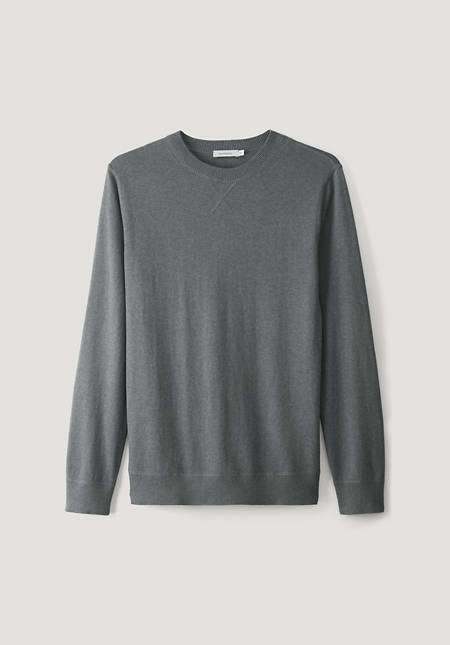 Mineral-dyed sweater made of organic cotton with cashmere