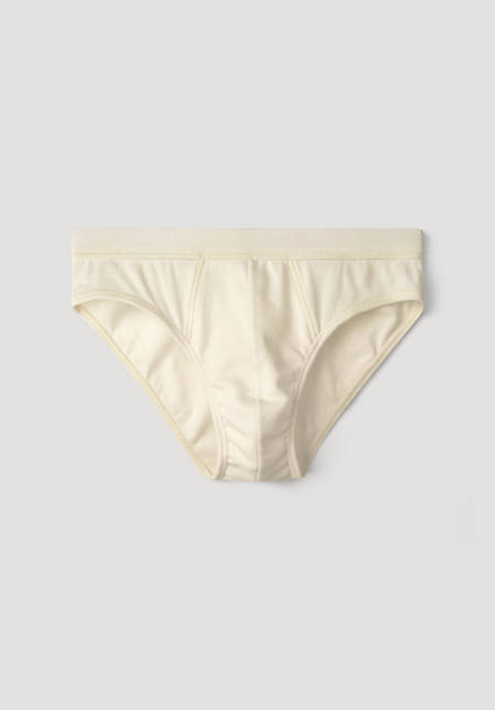 ModernNATURE briefs made from pure organic cotton