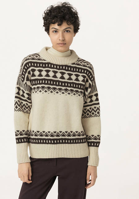 Norwegian sweater made from Mongolian merino wool with alpaca