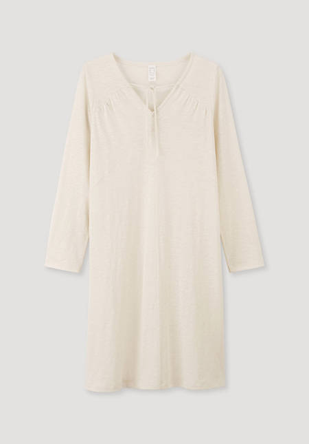 Organic cotton nightgown with kapok
