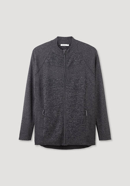 Performance cardigan made of merino wool with silk