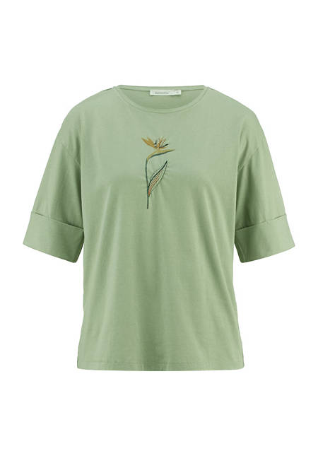 Pflanzengefärbtes Shirt aus reiner Bio-Baumwolle