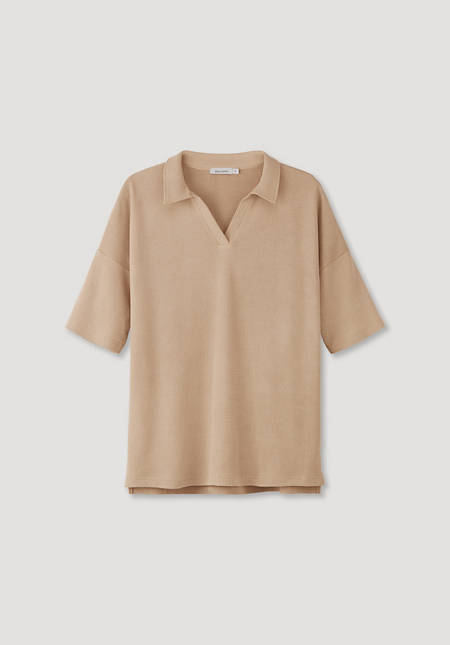 Plant-dyed shirt made from organic cotton with kapok