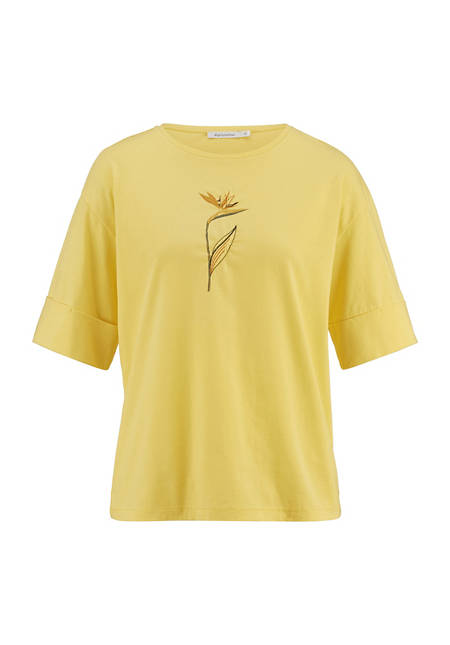 Plant-dyed shirt made of pure organic cotton